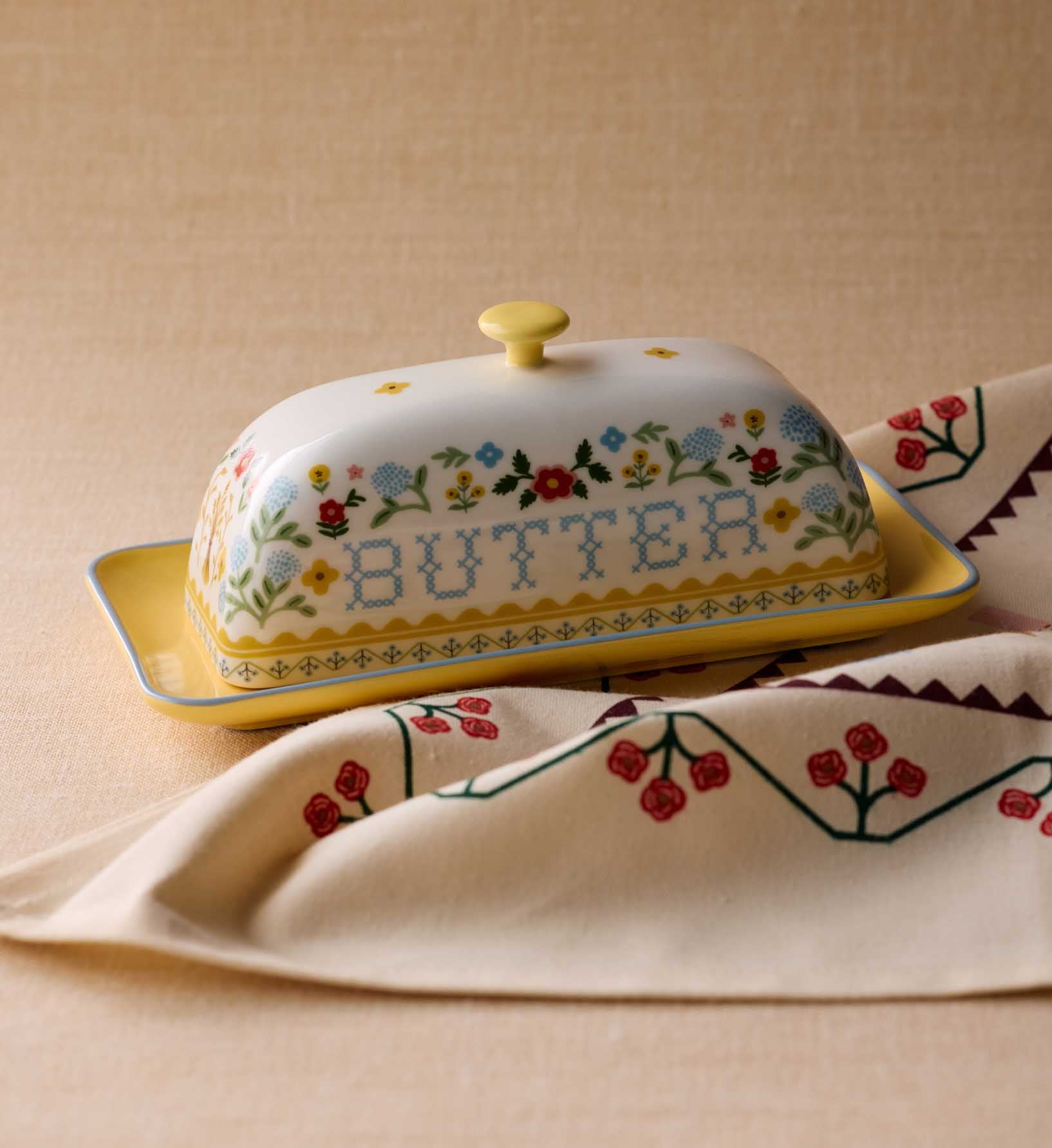 Cloverpaperco™ - Porcelain Butter Dish - Home Sweet Home