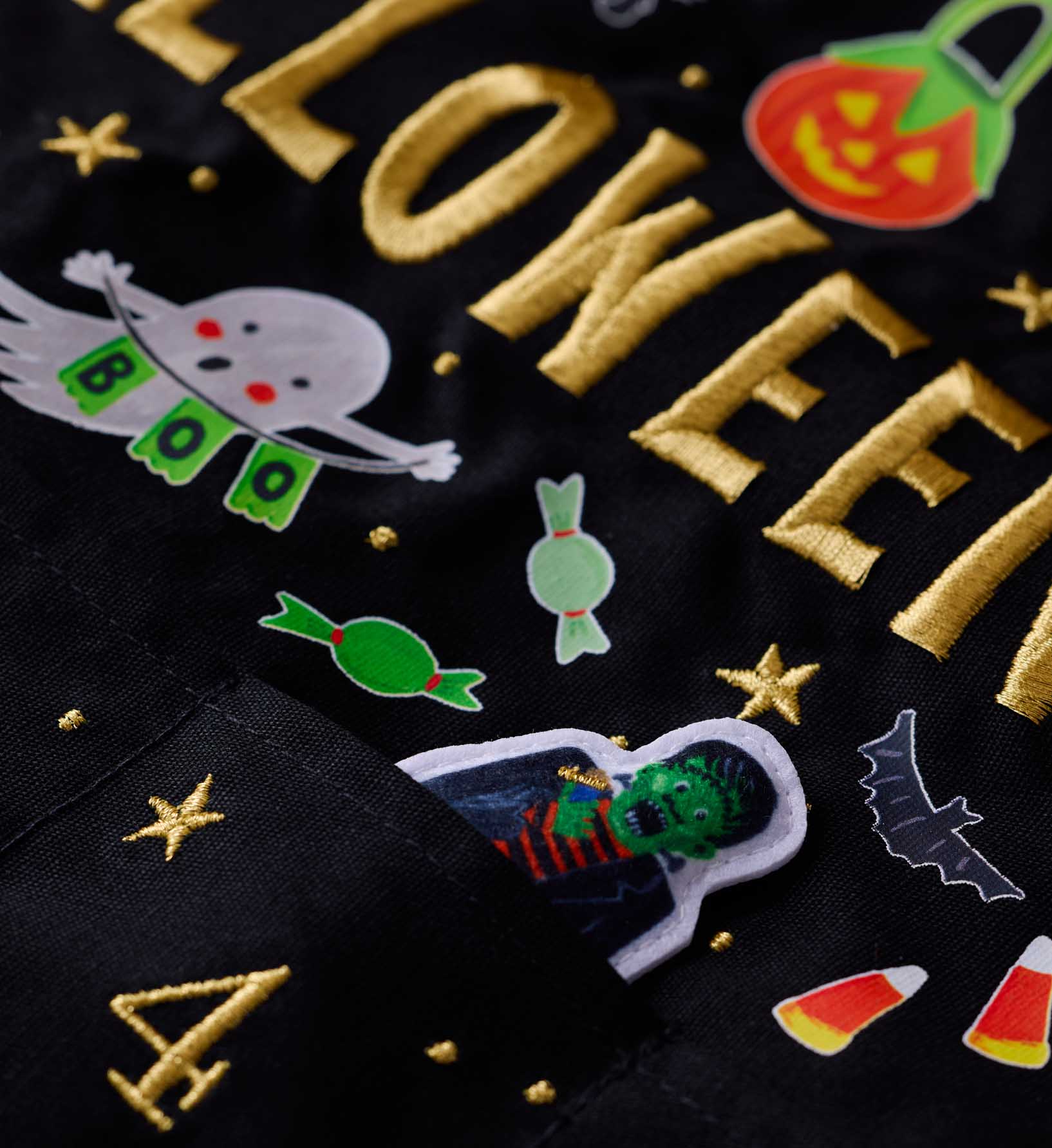Cloverpaperco™ - Embroidered Hanging Countdown Calendar - Halloween Parade