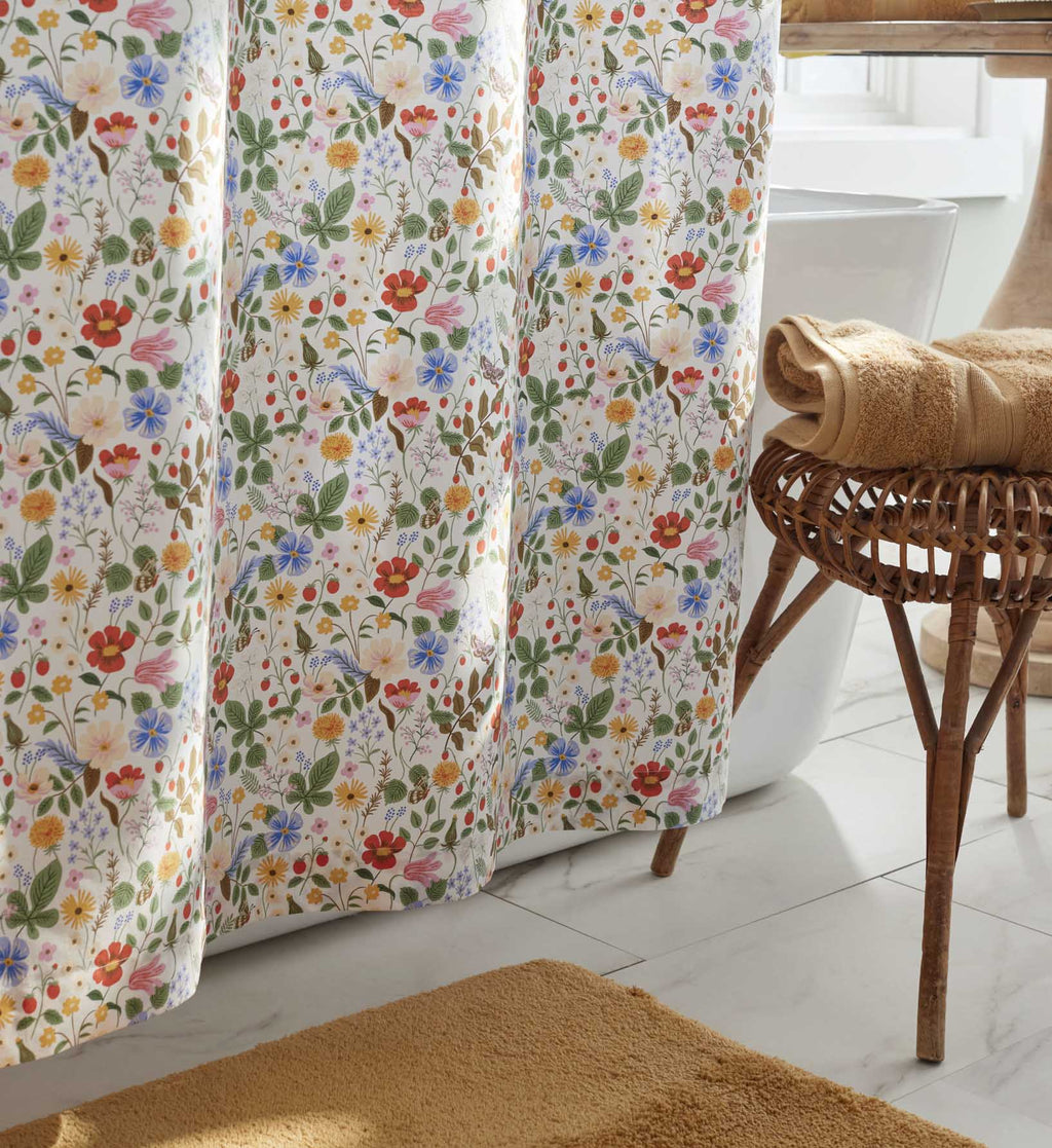 Cloverpaperco™ - Percale Shower Curtain - Strawberry Fields White