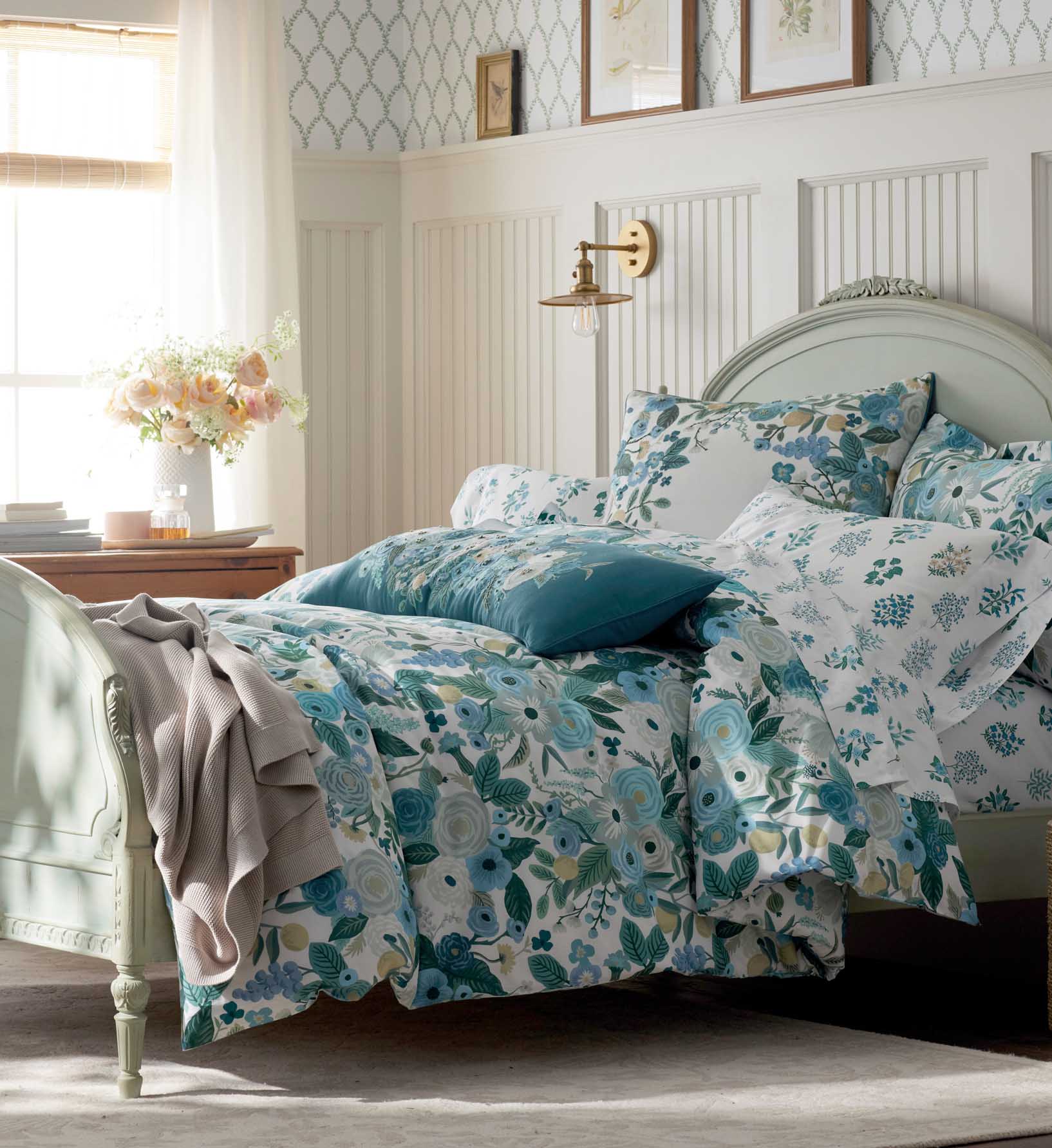 Cloverpaperco™ - Percale Comforter - Garden Party Blue