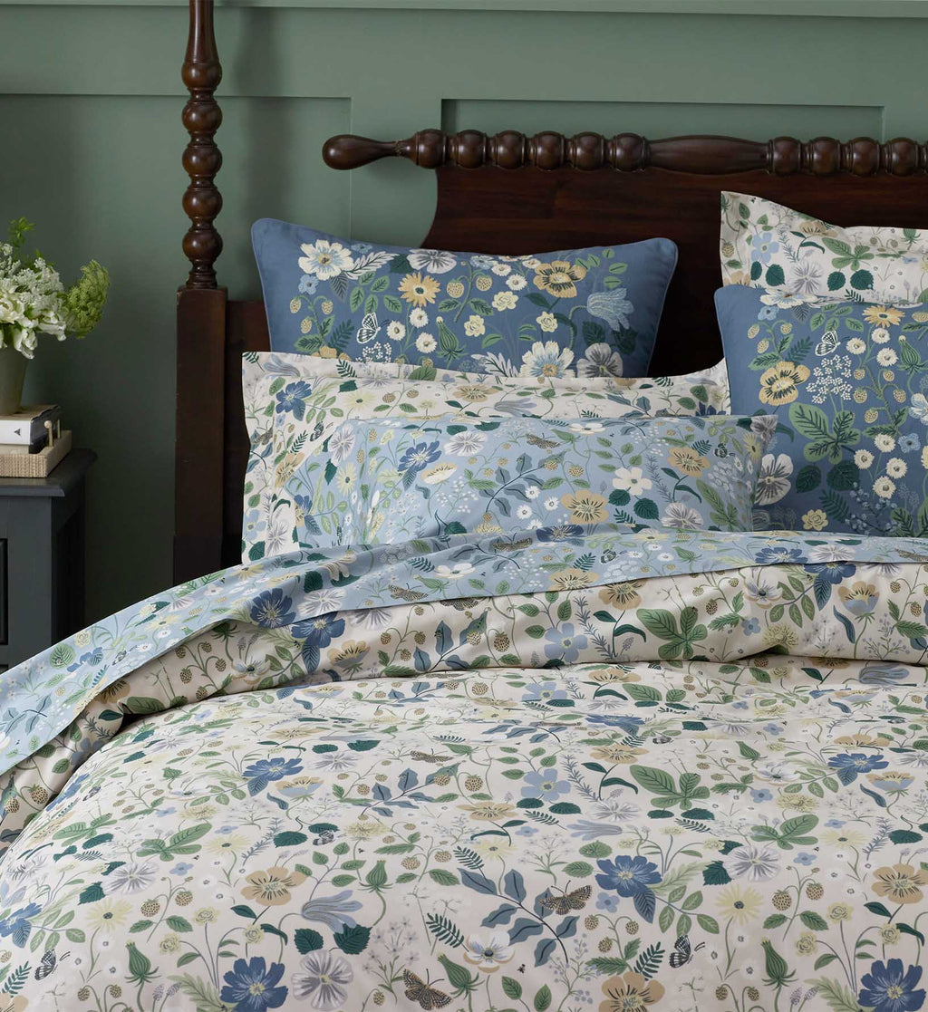 Cloverpaperco™ - Percale Fitted Sheet - Strawberry Fields Slate