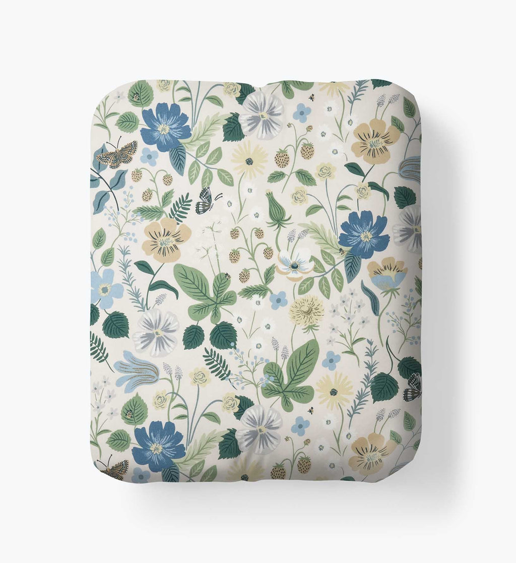 Cloverpaperco™ - Percale Fitted Sheet - Strawberry Fields Beige