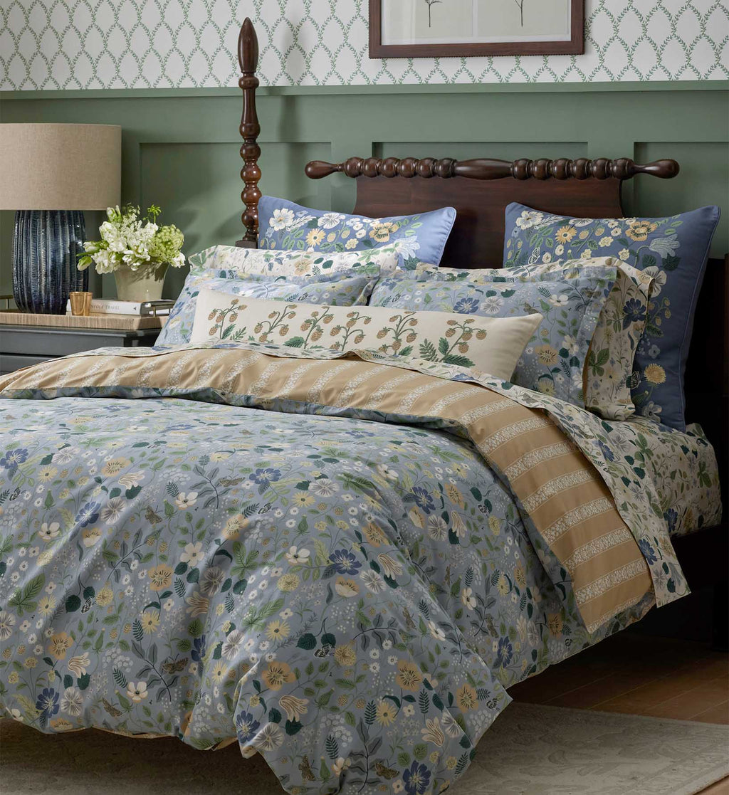Cloverpaperco™ - Percale Fitted Sheet - Strawberry Fields Beige