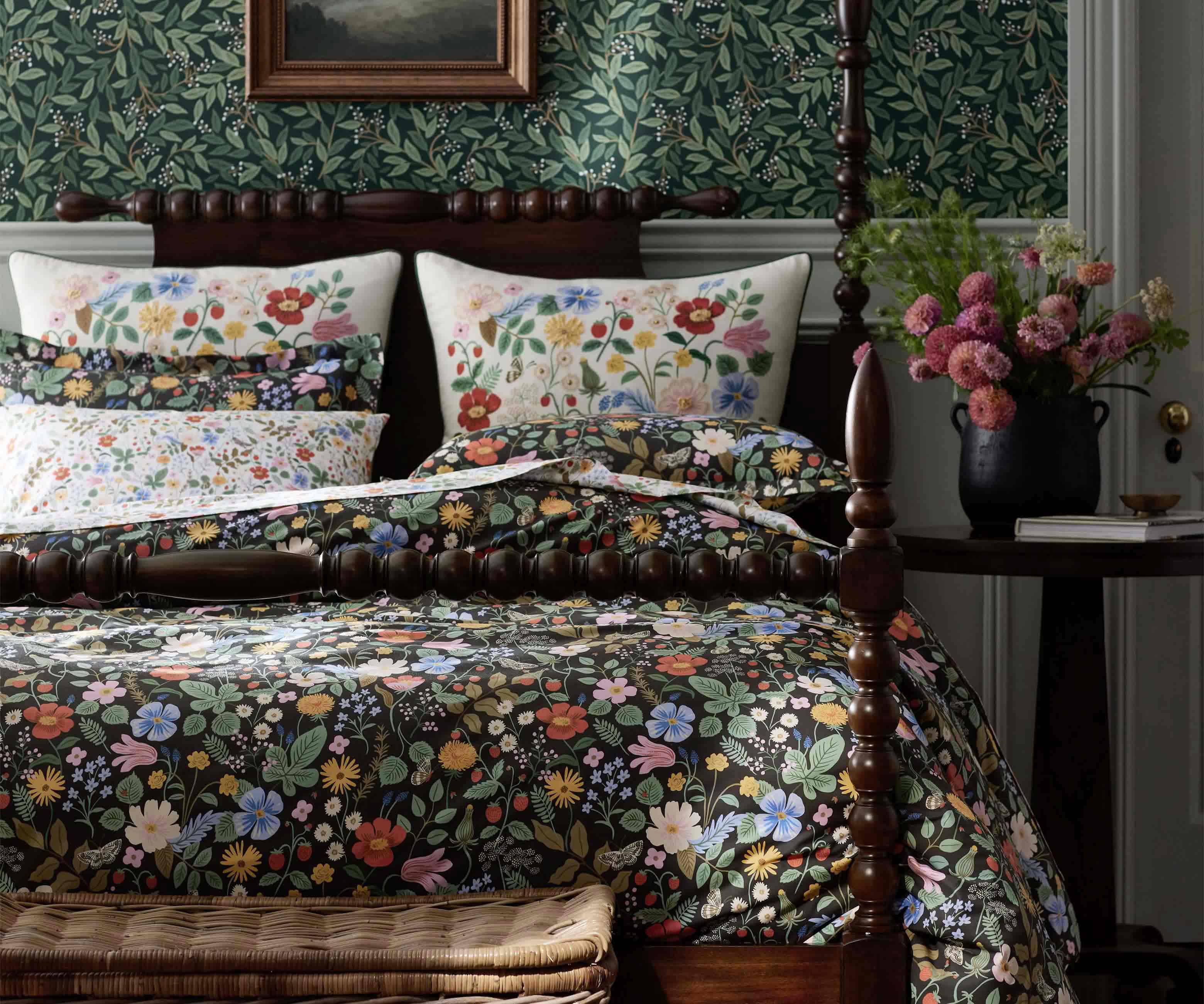 Cloverpaperco™ - Percale Sham - Strawberry Fields Black