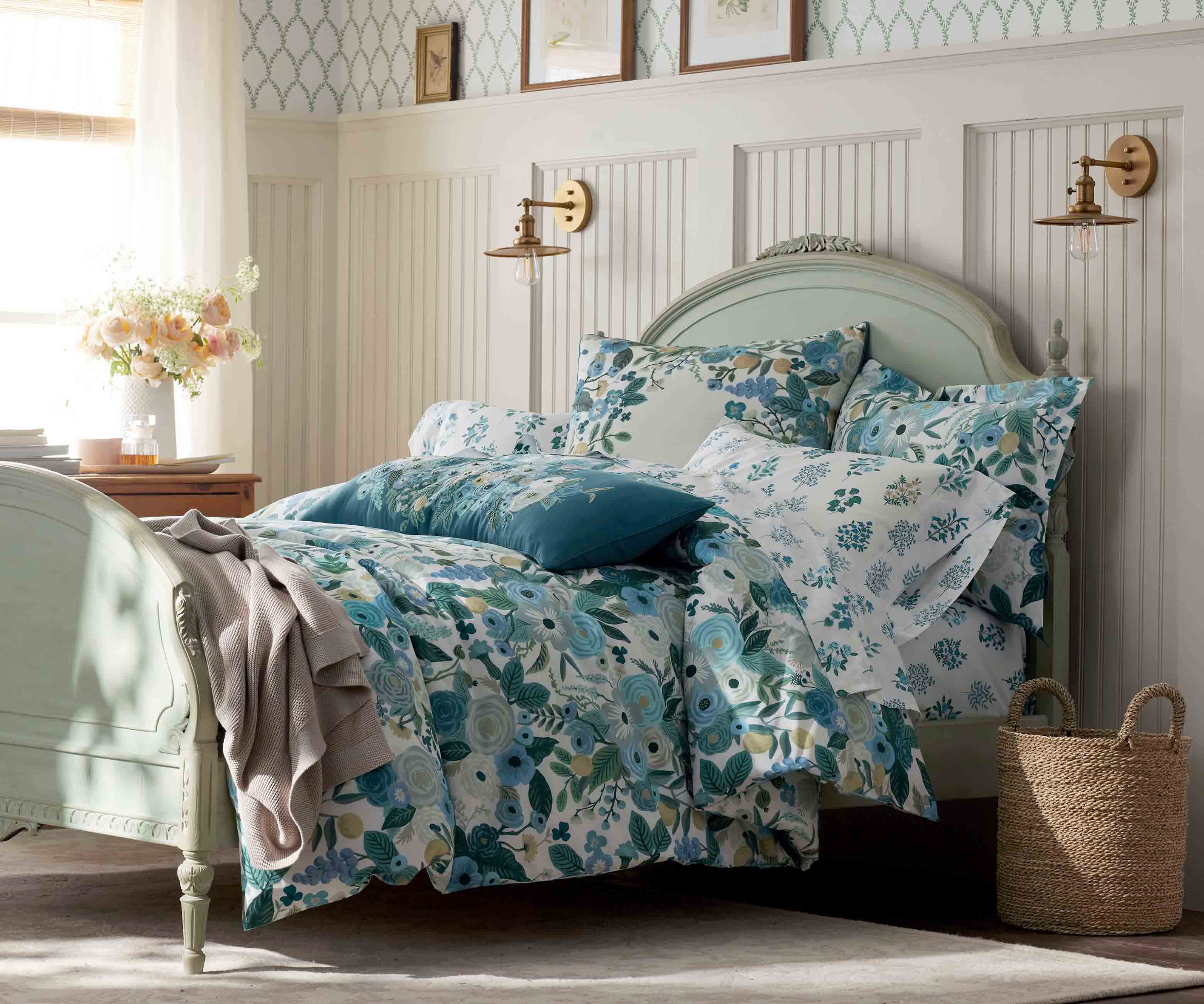 Cloverpaperco™ - Percale Sham - Garden Party Blue