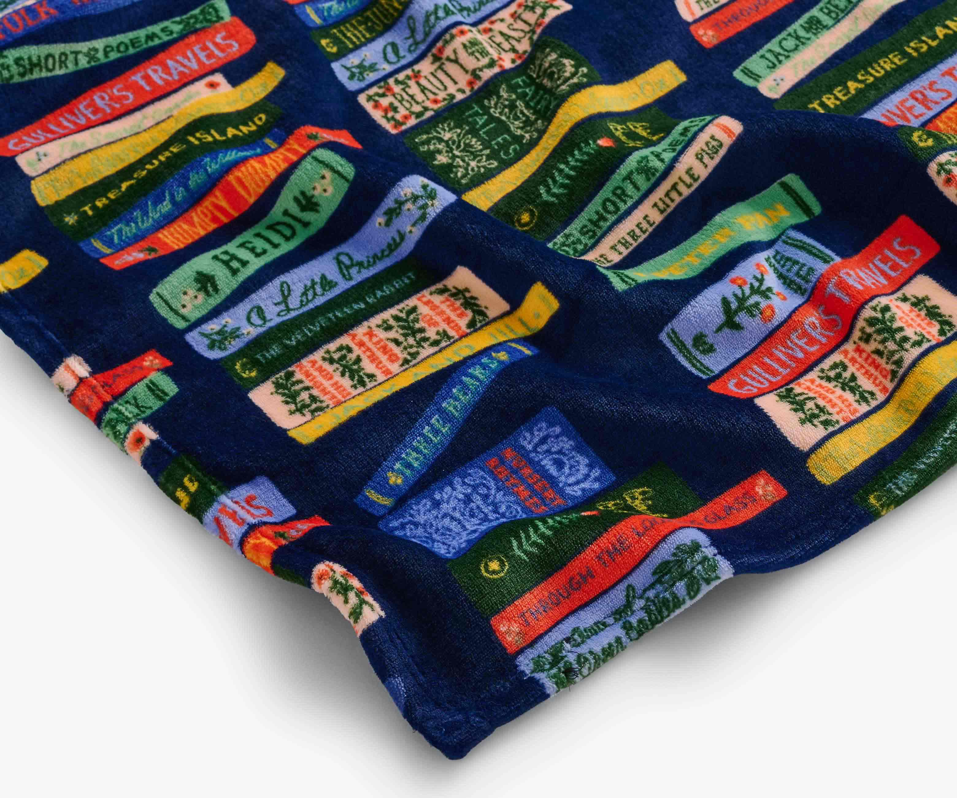 Cloverpaperco™ - Fleece Blanket - Bookshelf