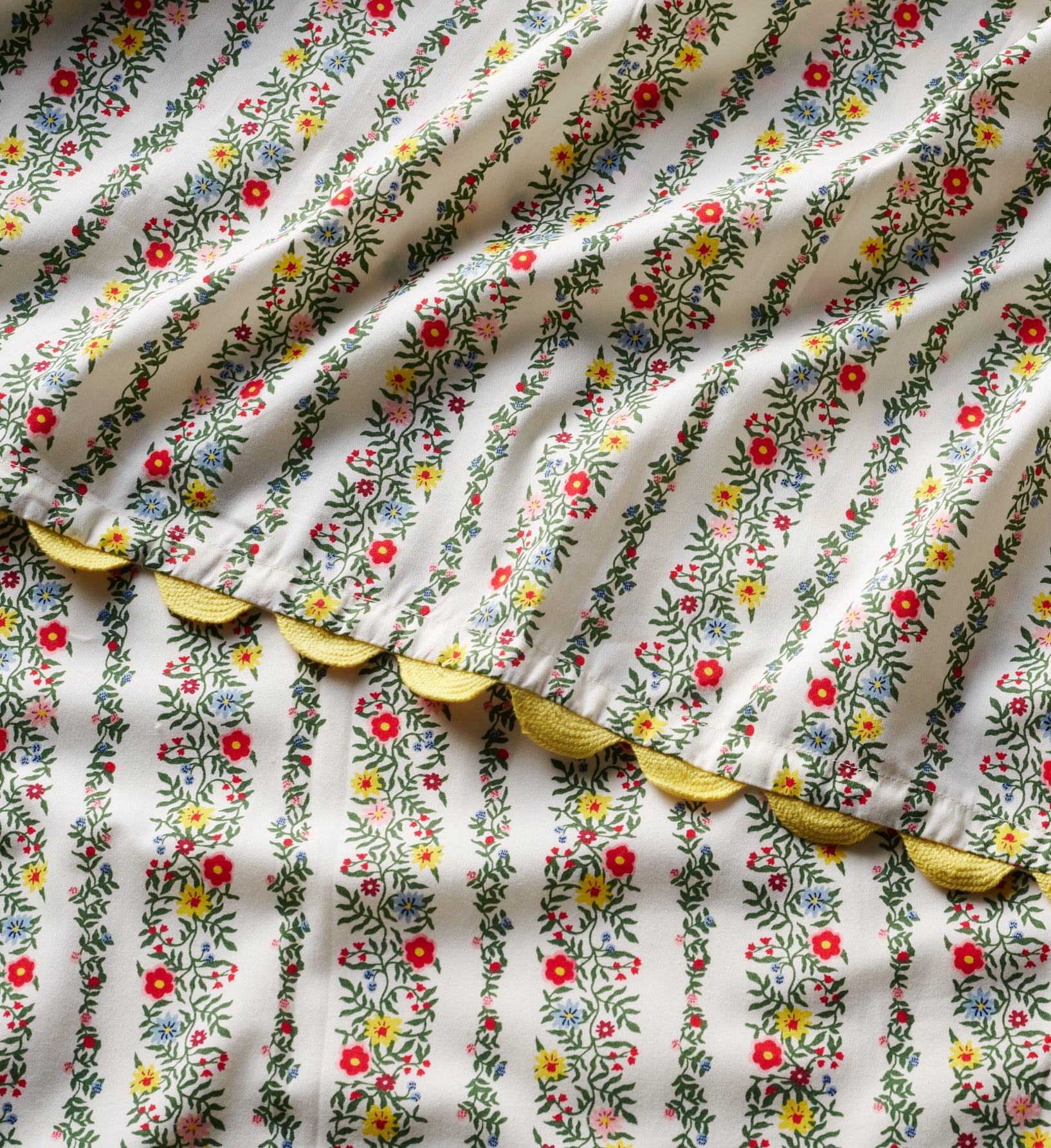 Cloverpaperco™ - Cotton Tablecloth - Rosette