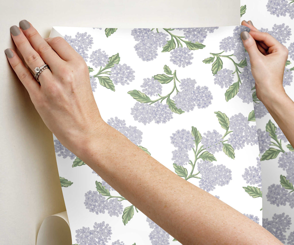 Cloverpaperco™ - Hydrangea Peel & Stick Wallpaper - Lilac & White