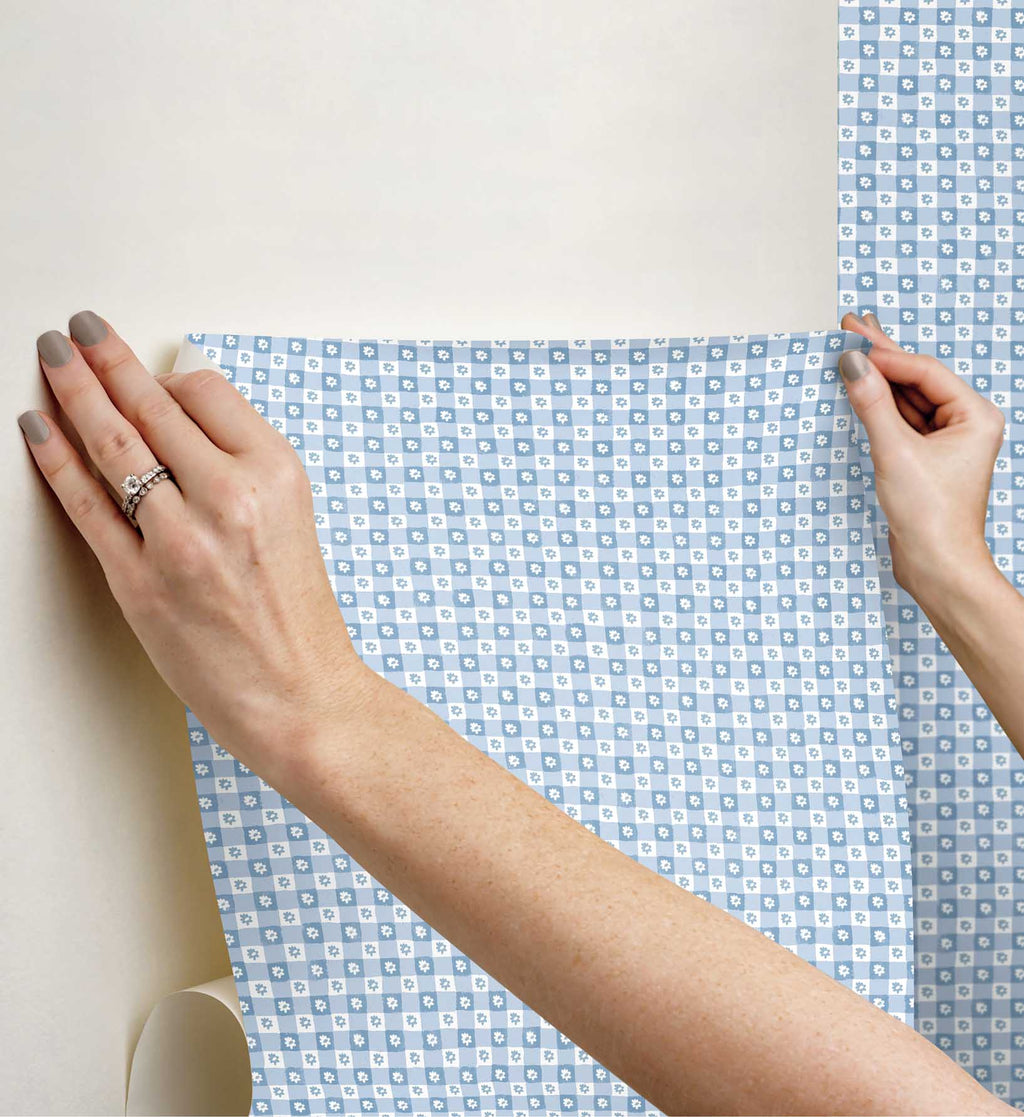 Cloverpaperco™ - Daisy Gingham Peel & Stick Wallpaper - Blue