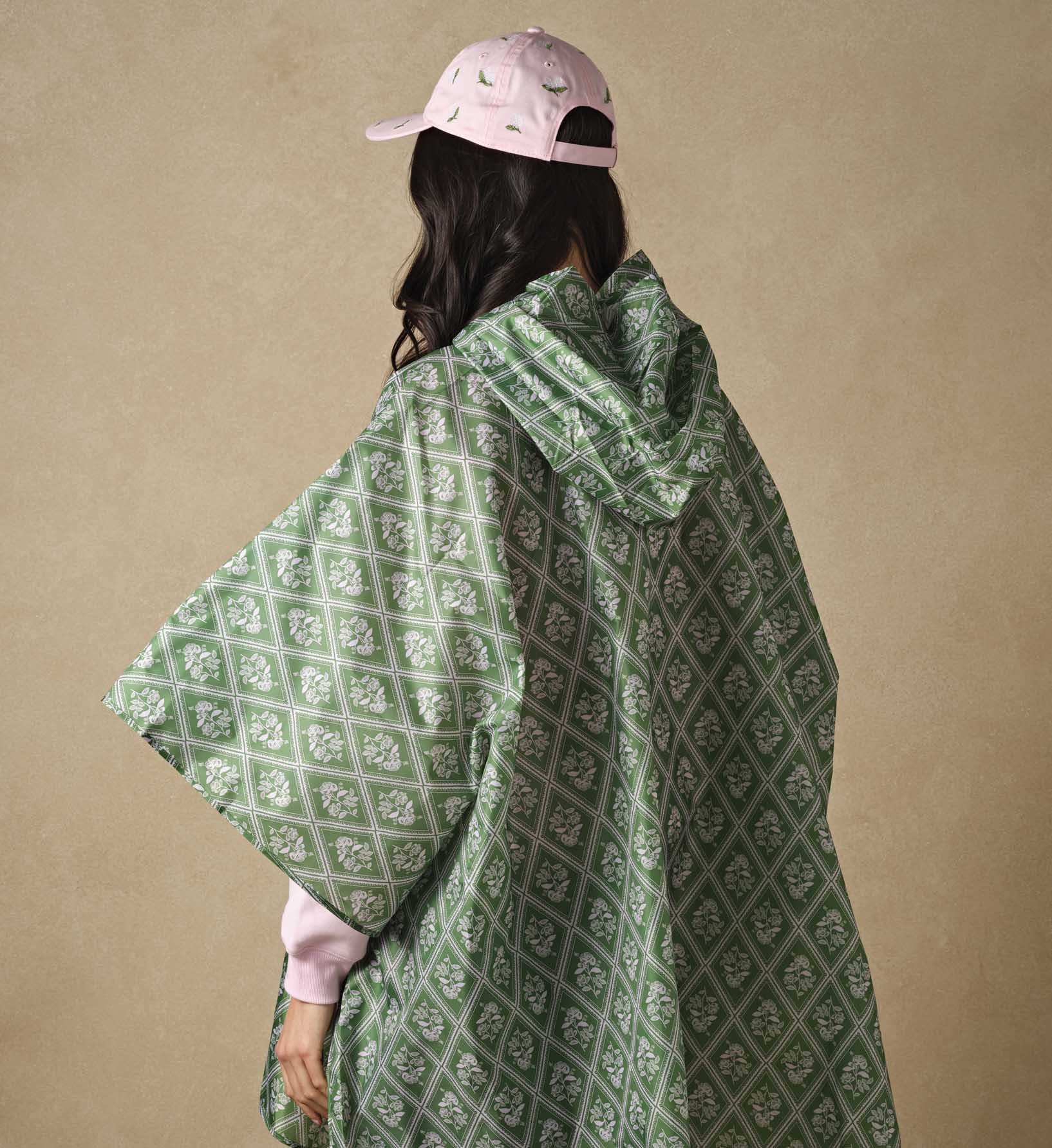 Cloverpaperco™ - Packable Rain Poncho - Rose Study